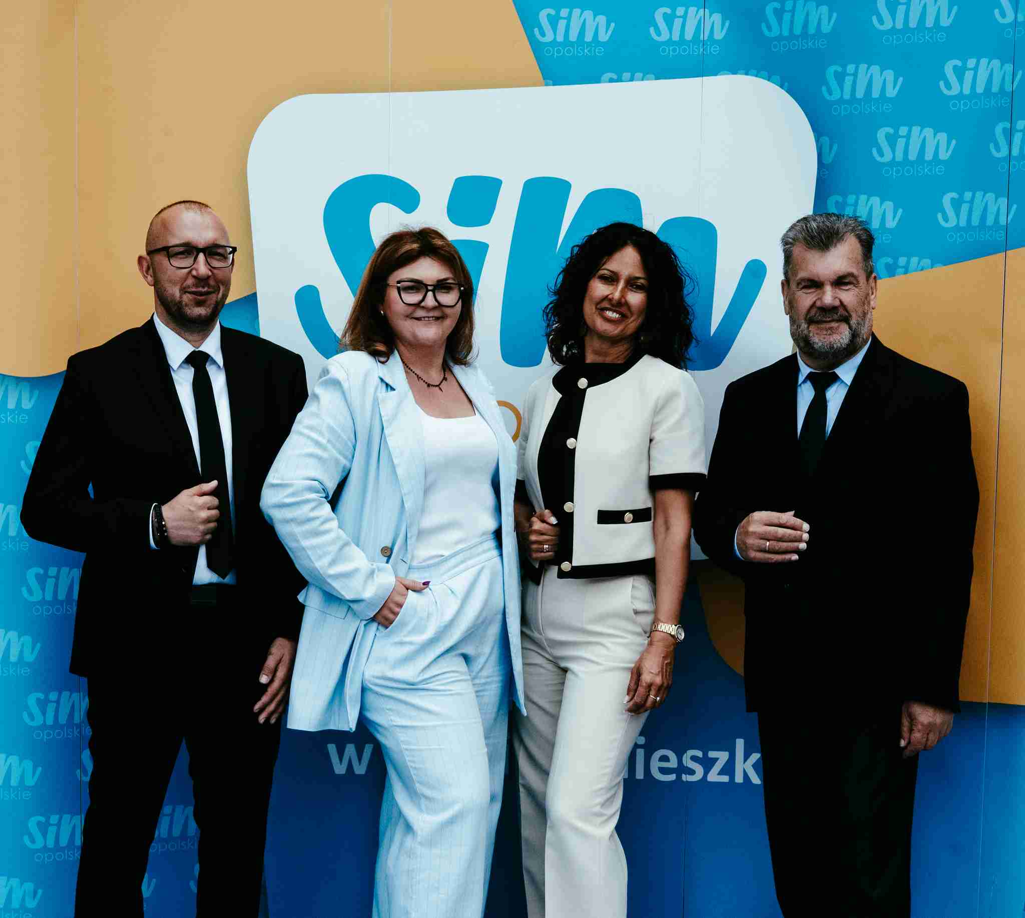 Ekipa SIM compressed